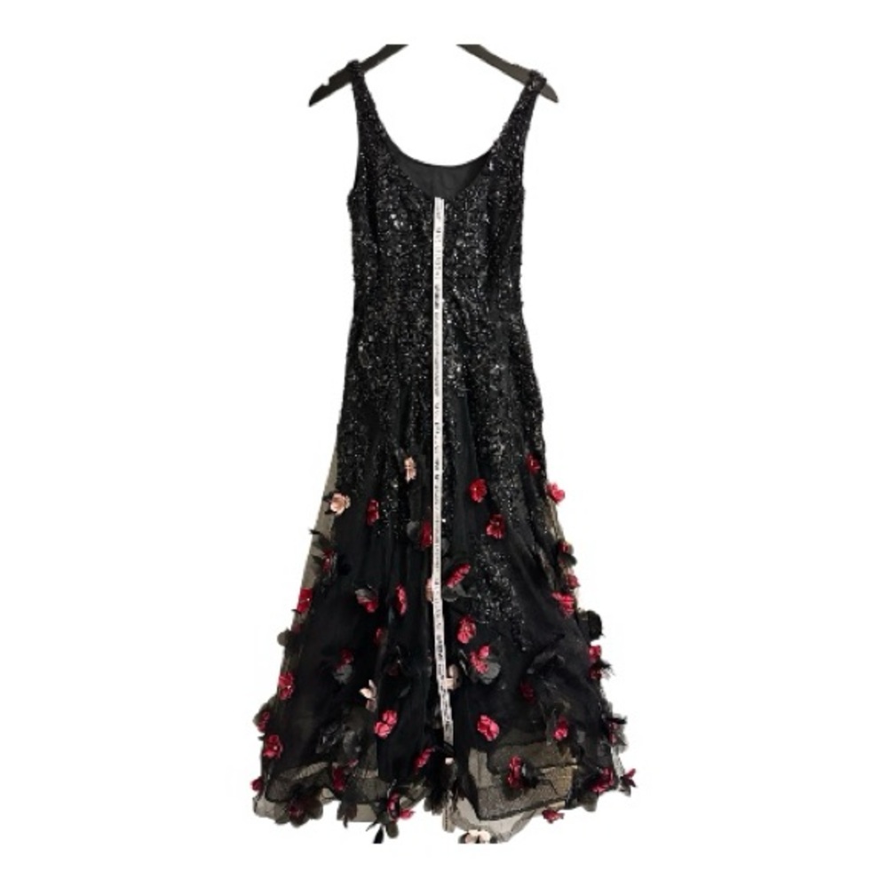 MAC DUGGAL Sleeveless Beaded Midi Dress With 3D Flowers NEW SIZE 4 - Picture 6 of 9